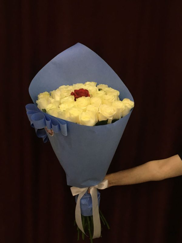 Букет 25 роза оформления крафт бумага цена 3200руб