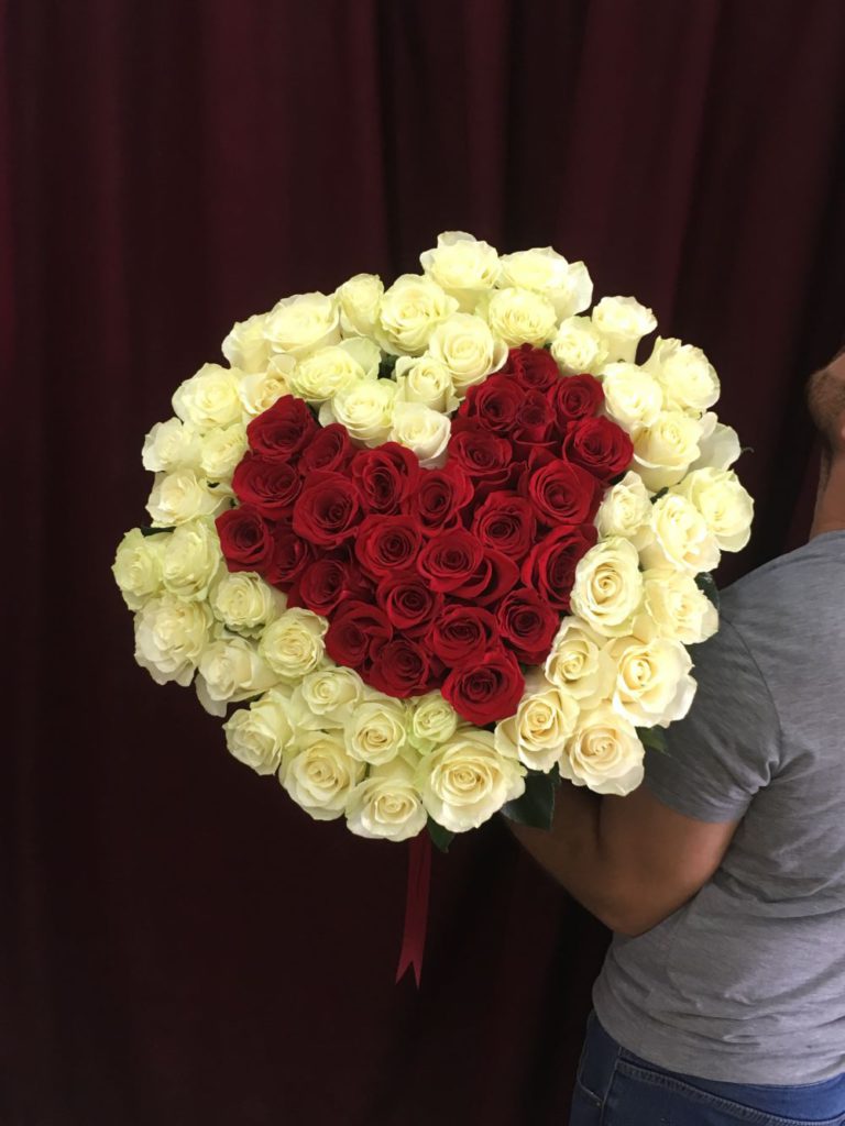 75 роз букет форма сердечка цена 10000 руб